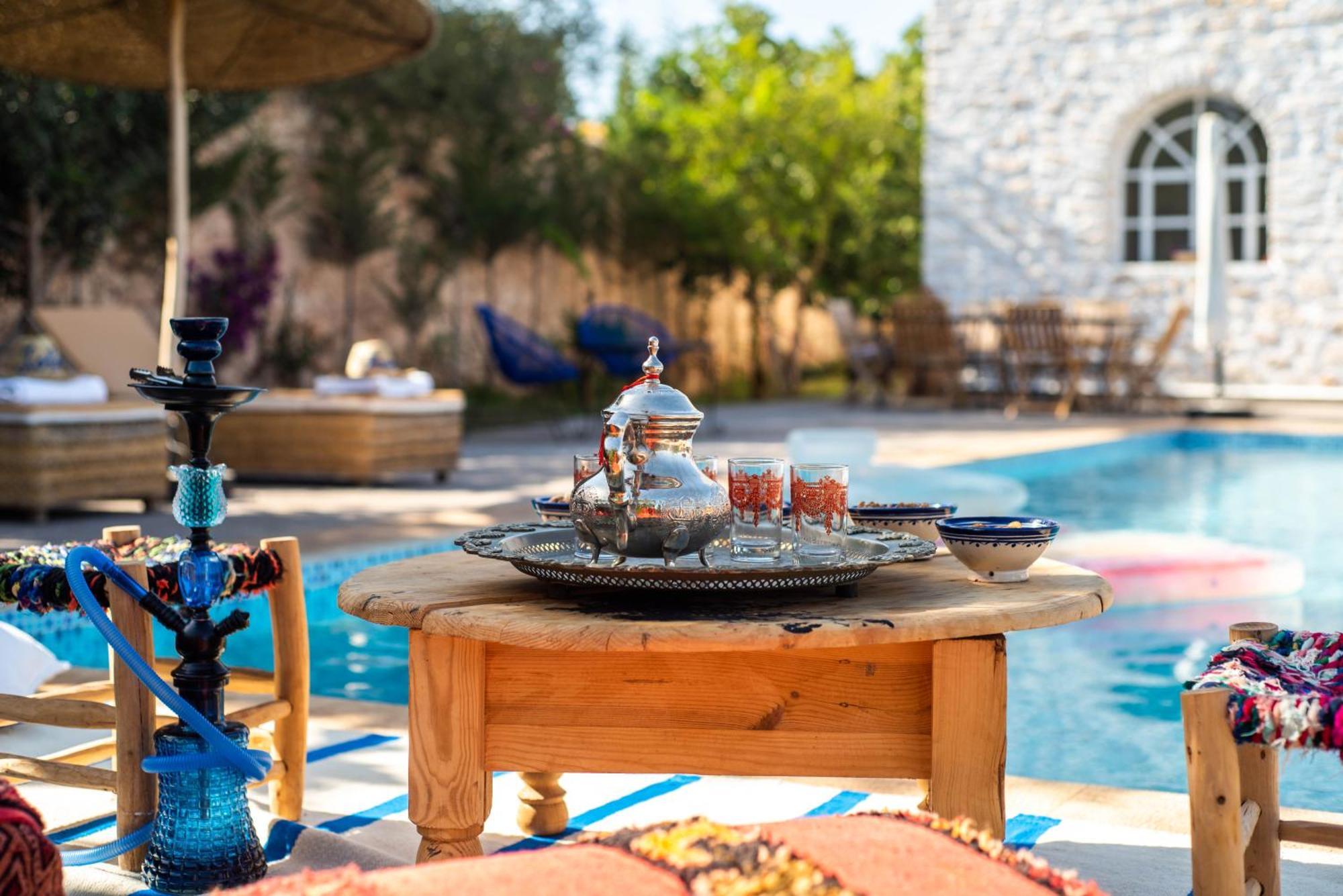 Villa Les Jardins Fleuris 4 Bedrooms Suvayr Dış mekan fotoğraf