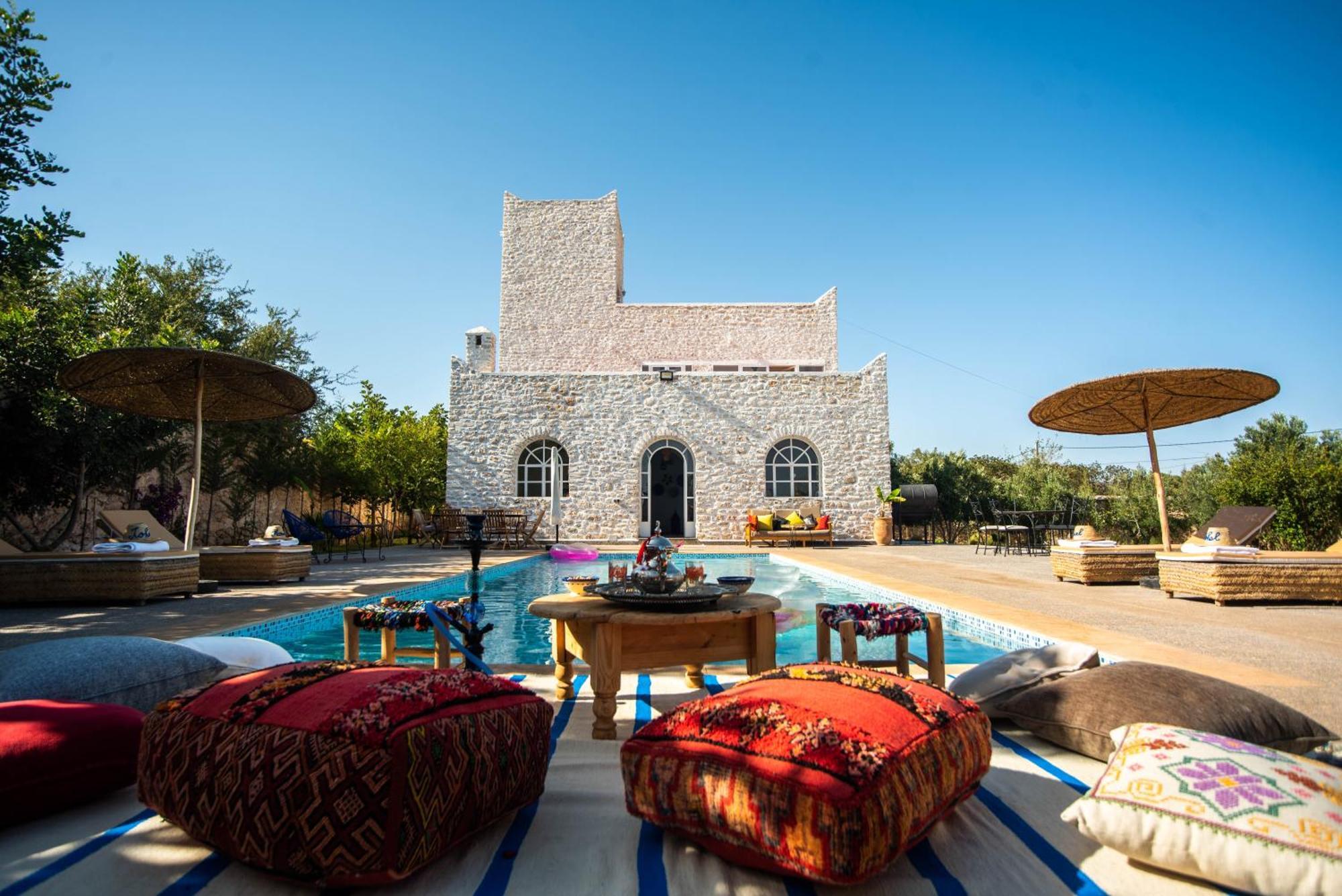 Villa Les Jardins Fleuris 4 Bedrooms Suvayr Dış mekan fotoğraf