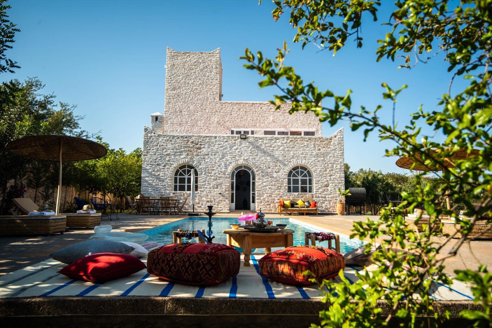 Villa Les Jardins Fleuris 4 Bedrooms Suvayr Dış mekan fotoğraf