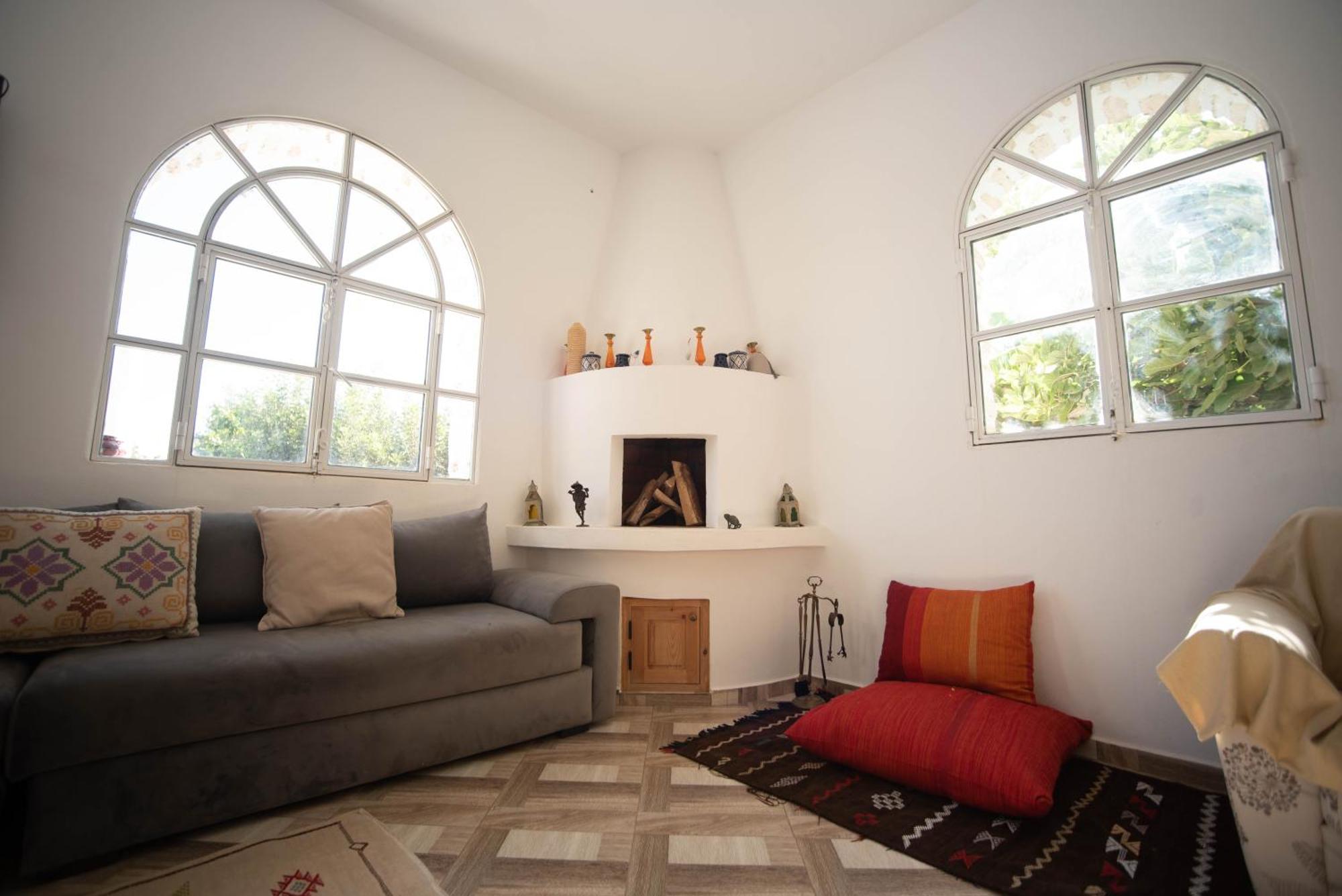 Villa Les Jardins Fleuris 4 Bedrooms Suvayr Dış mekan fotoğraf