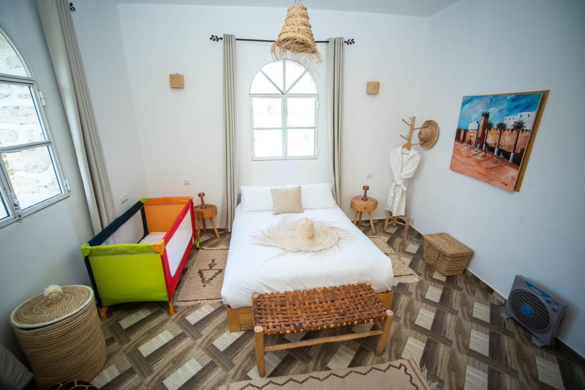 Villa Les Jardins Fleuris 4 Bedrooms Suvayr Dış mekan fotoğraf