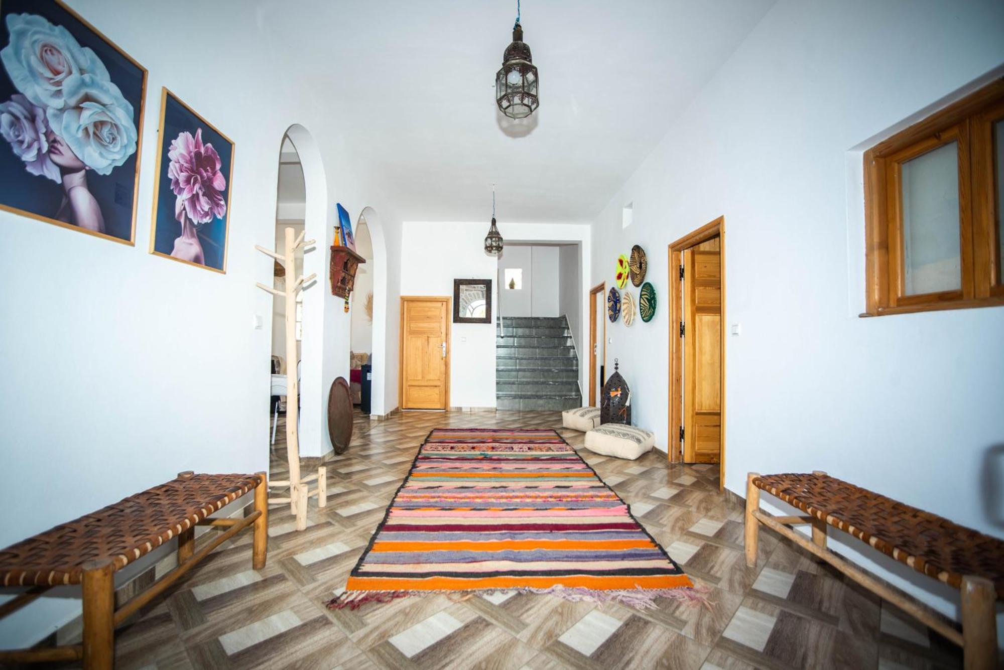 Villa Les Jardins Fleuris 4 Bedrooms Suvayr Dış mekan fotoğraf