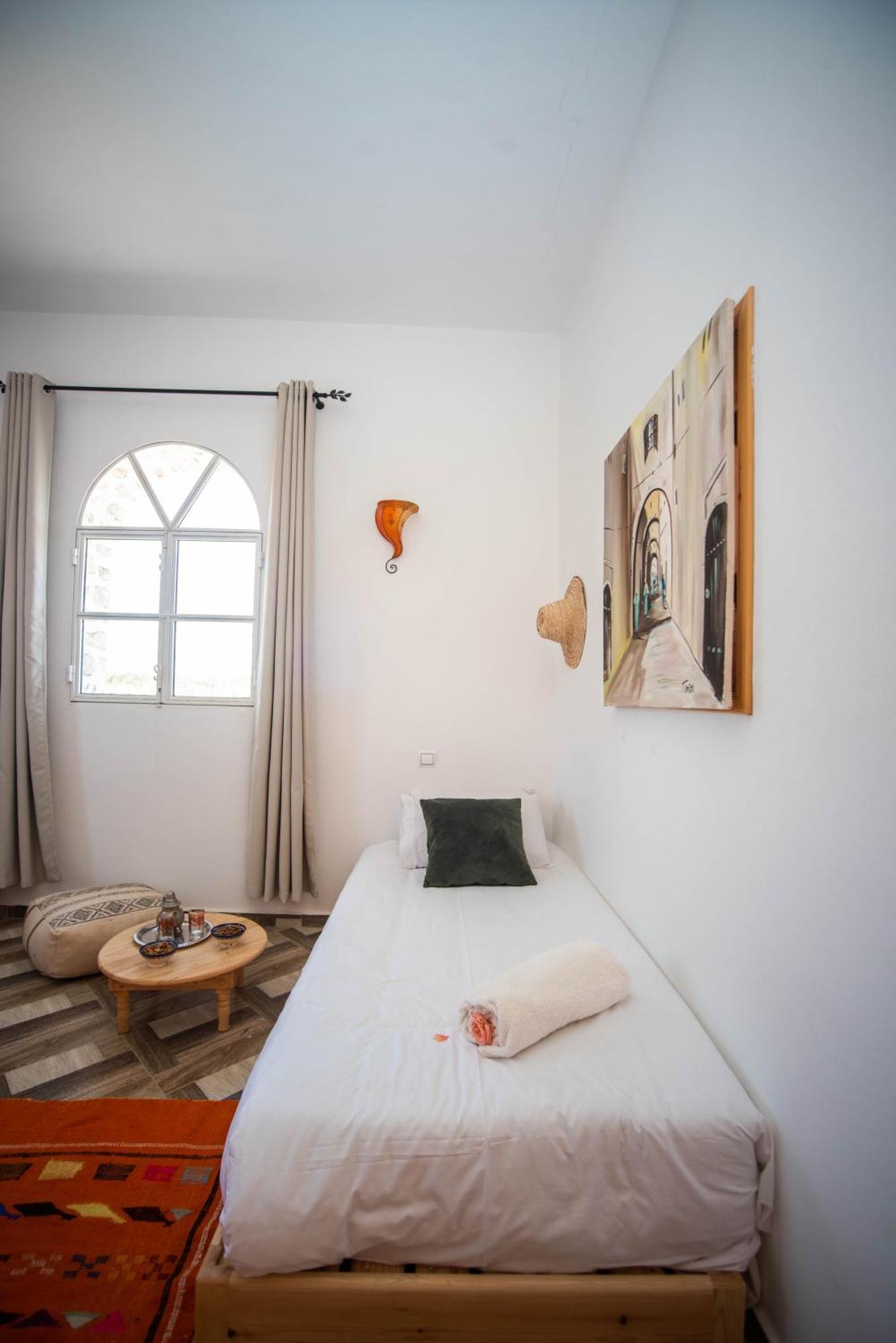 Villa Les Jardins Fleuris 4 Bedrooms Suvayr Dış mekan fotoğraf