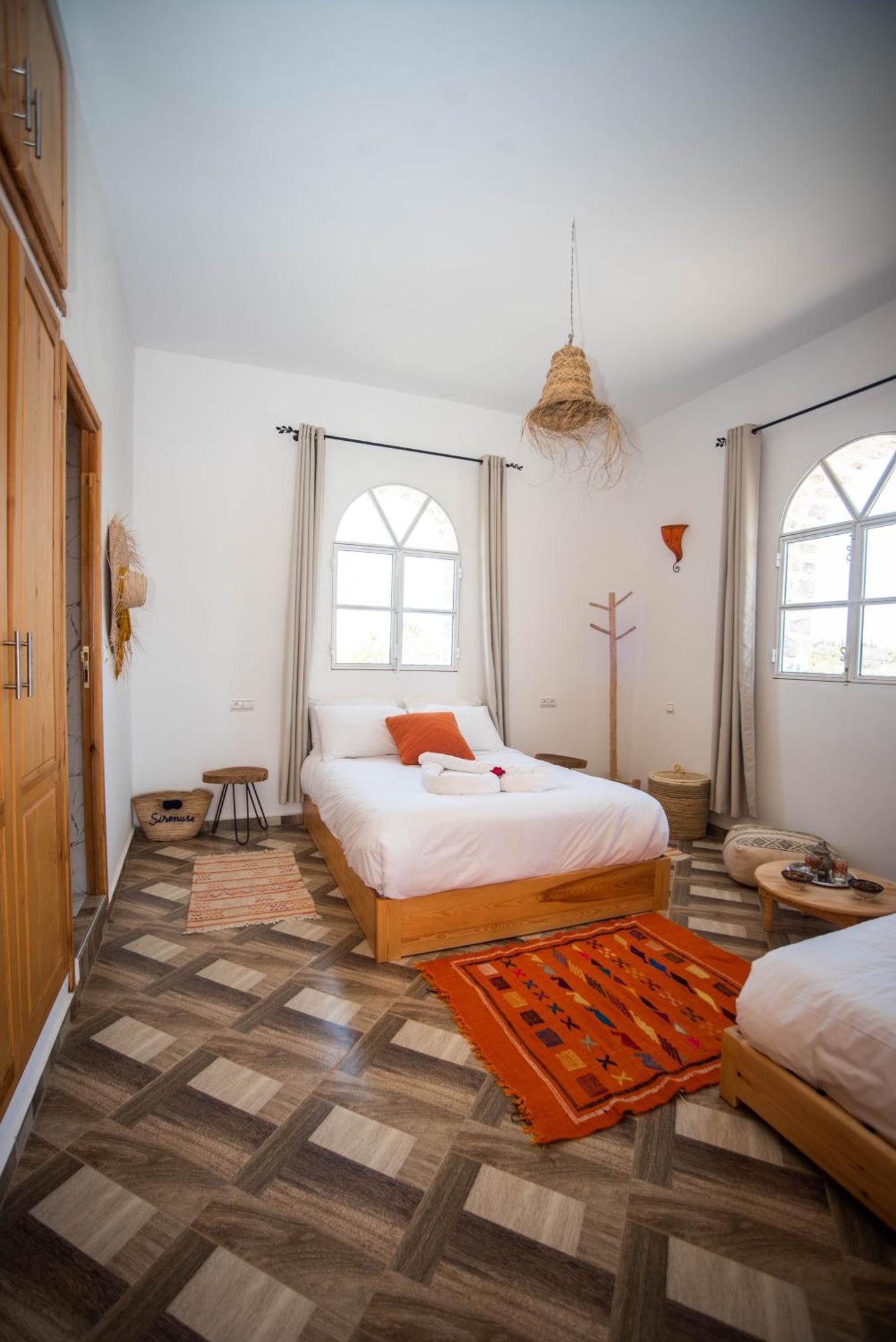 Villa Les Jardins Fleuris 4 Bedrooms Suvayr Dış mekan fotoğraf